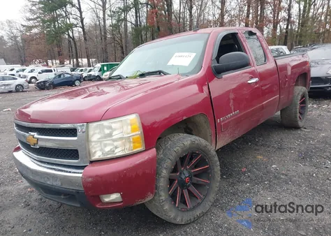 2007 Chevrolet Silverado 1500 Lt1 z USA, uszkodzony, nr VIN 2GCEK19JX71669943